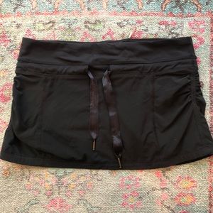 Black lululemon Skirt